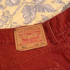 Classic retro Levi Levi’s 511 Cords Corduroy 32 X 34 Rust Color